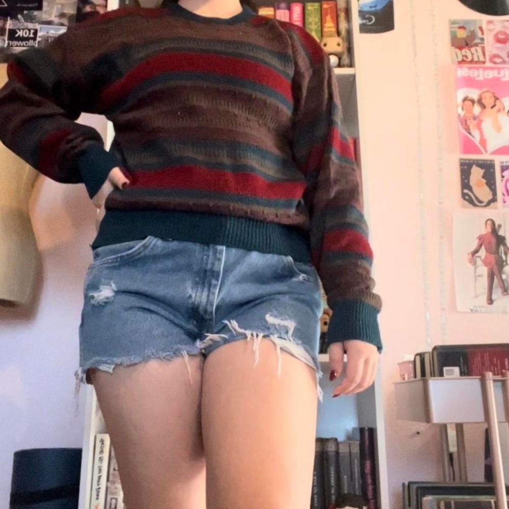 Pacific club vintage grungy indie sweater size medium
